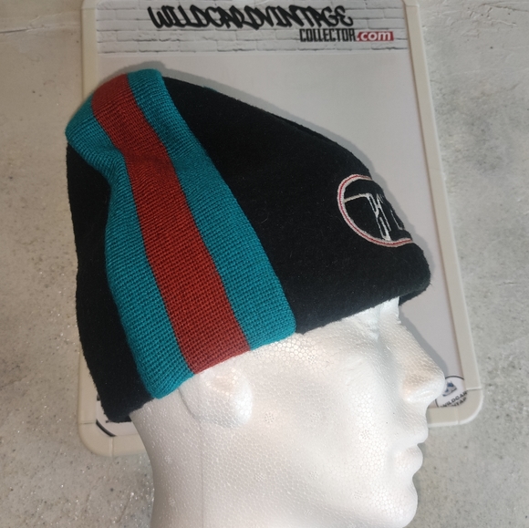 From 1997! Vancouver Grizzlies NBA beanie SKULLCAP - Picture 8 of 11